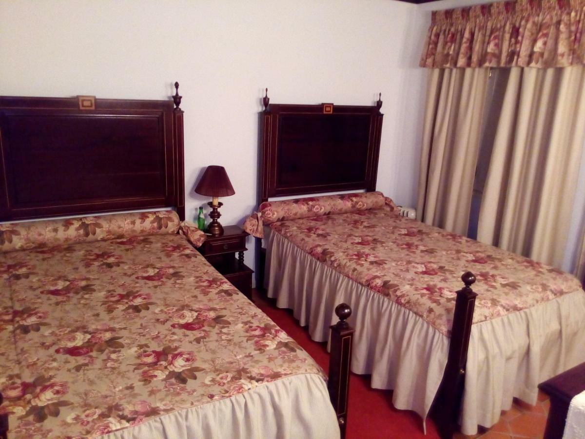 Quinta da Serrana Ourem Bagian luar foto